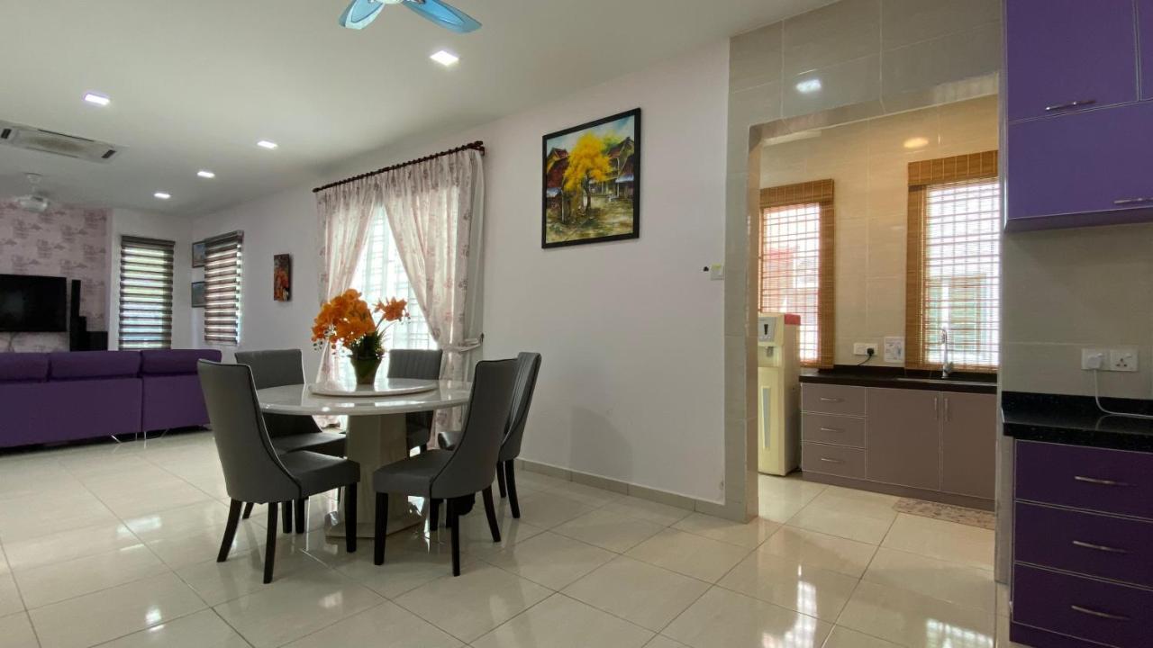 Simfoni Families Suite Kuah Buitenkant foto